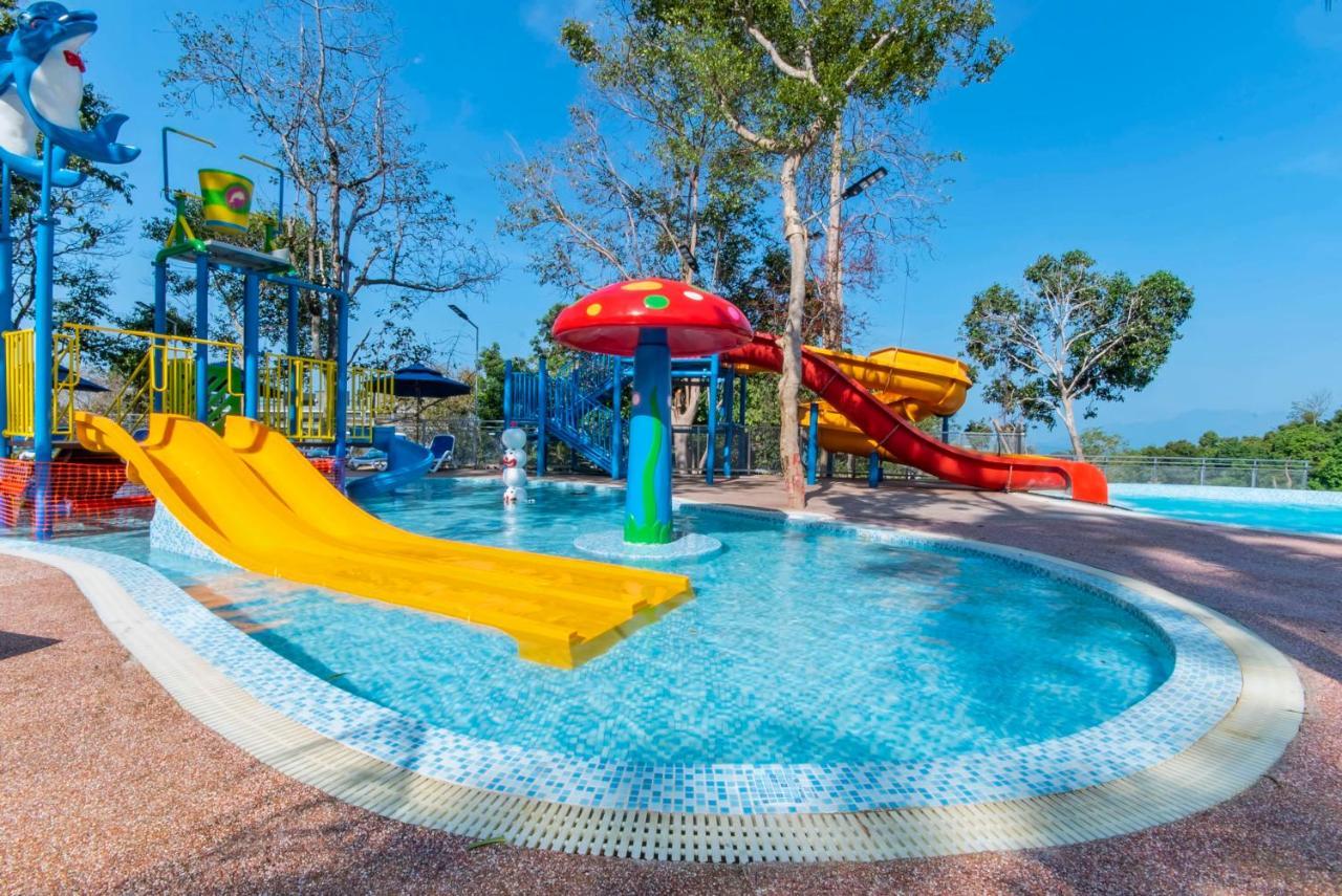 Myrus Resort Langkawi Pantai Cenang  Exterior photo