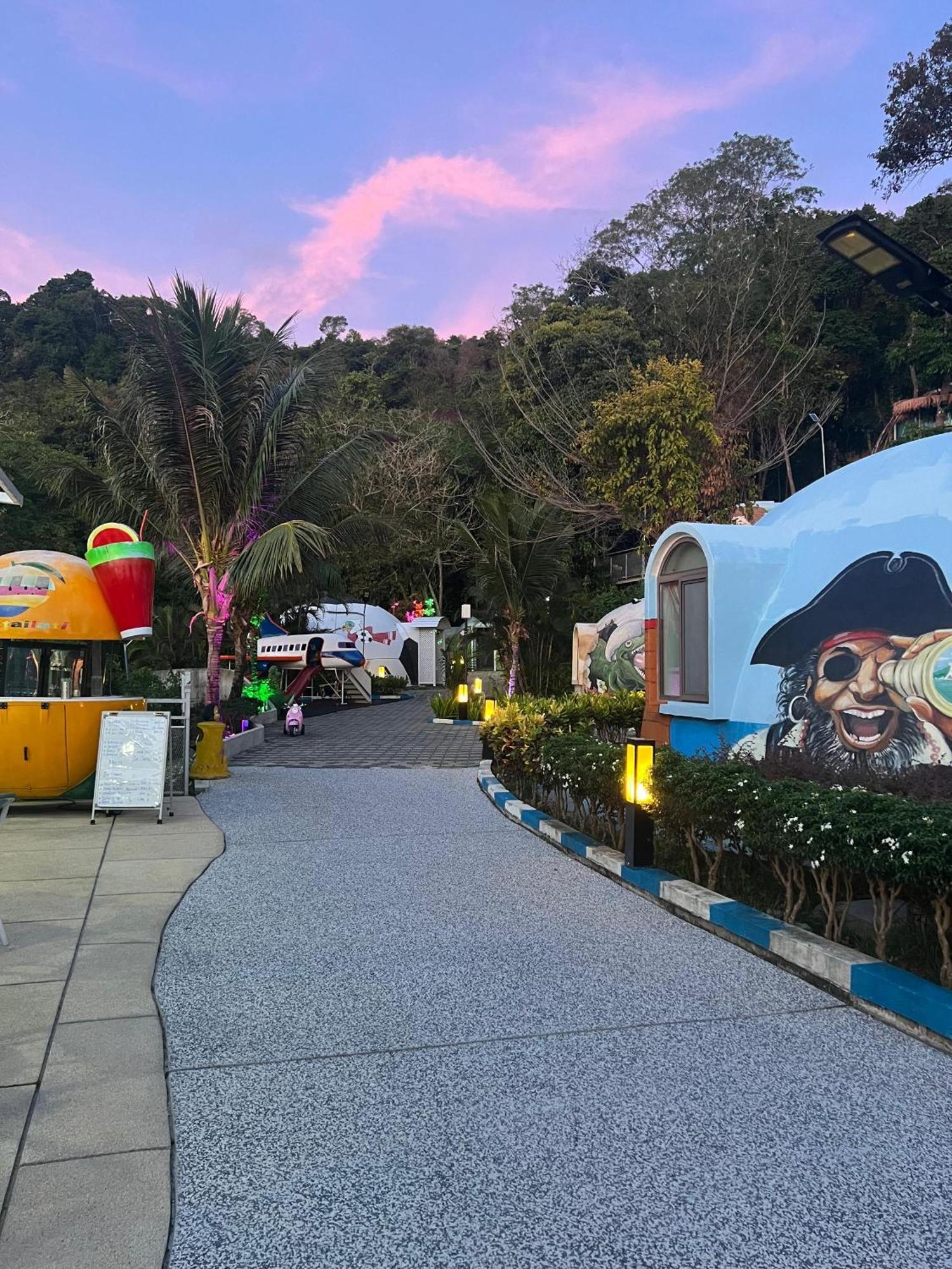 Myrus Resort Langkawi Pantai Cenang  Exterior photo